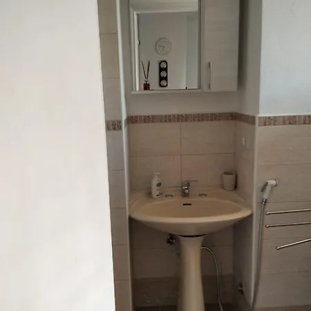 Flat Cala Gavetta לה מדלנה